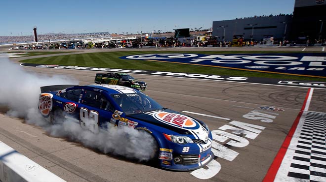 Kevin Harvick Odds Favorite to win Kobalt 400