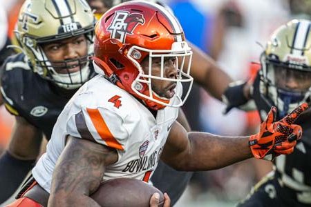 Bowling Green Falcons vs. Western Michigan Broncos 11/21/23 NCAAF Week 13 Odds, Picks, and Predictions