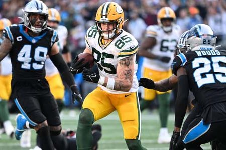 Panthers vs. Jaguars – Week 17 NFL Picks & Trends