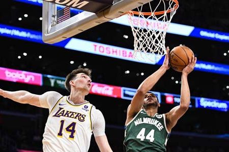 Bucks vs Lakers Mar 8, 2024 – NBA Picks & Prediction