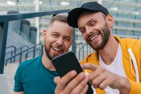 What Should Beginners Know About Online Betting Options?