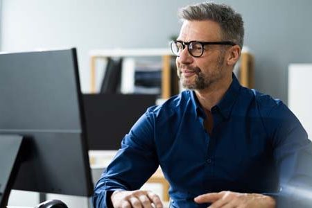 What are the Advantages of Using a Betting App Versus a Desktop Site?