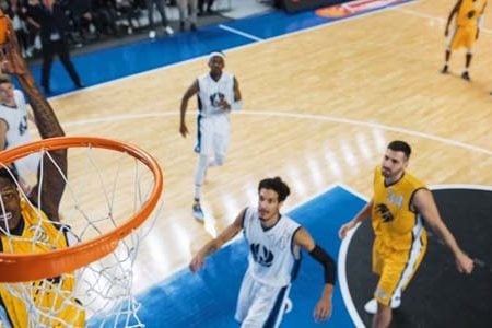 Analyzing Coaching Styles and Their Impact on Georgia March Madness Betting