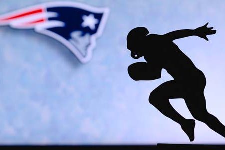 Rookie Watch: Drake Maye Shines at Pats Camp